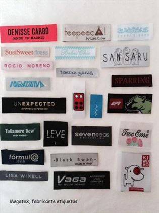Etiquetas ropa tejidas personalizadas con logo